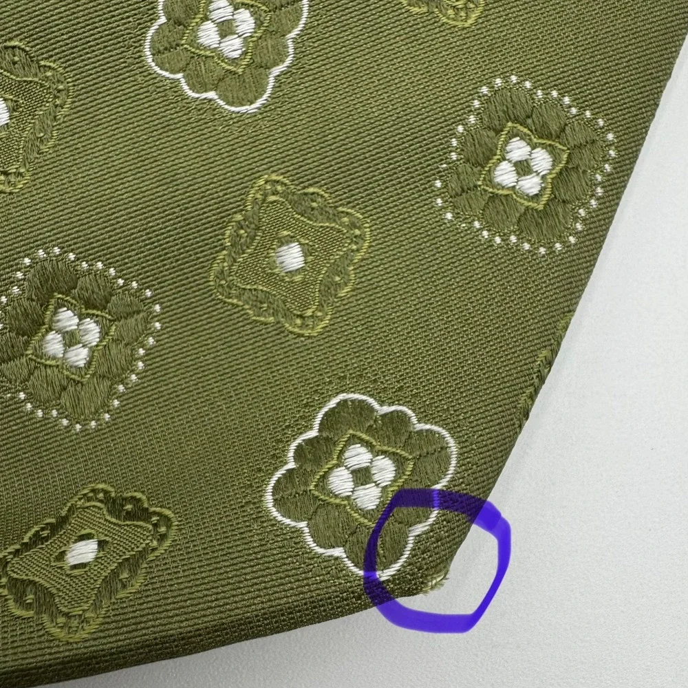Faconnable Necktie 100% Silk Geometric Medallion Handmade in Italy Green Luxury